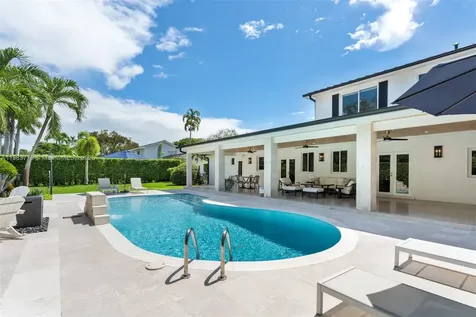 7425 SW 115th Street Pinecrest FL 33156