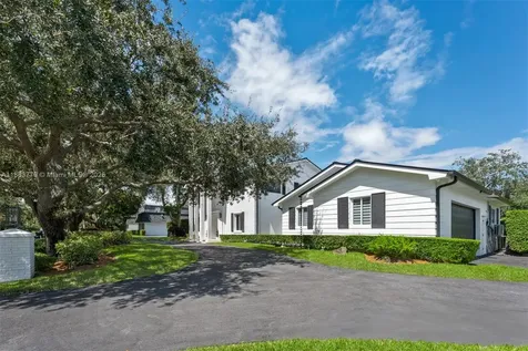7425 SW 115th Street Pinecrest FL 33156