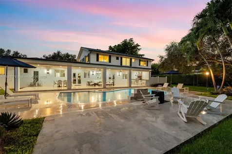 7425 SW 115th Street Pinecrest FL 33156