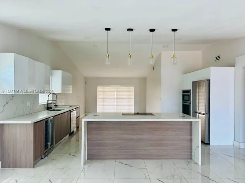 996 SW 143rd Court Miami FL 33184