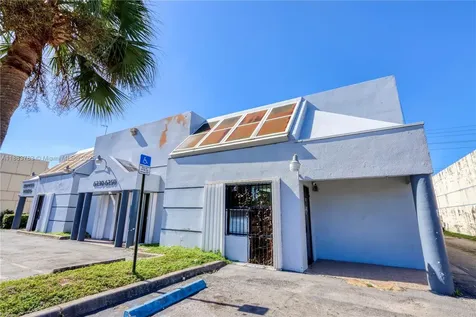 6250 W 21st Court Hialeah FL 33016