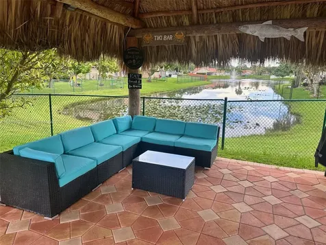 12645 SW 9th Place Davie FL 33325