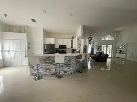 12645 SW 9th Place Davie FL 33325