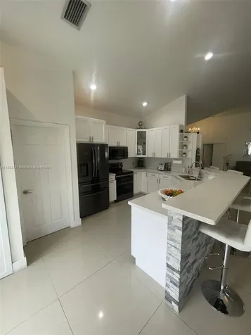 12645 SW 9th Place Davie FL 33325