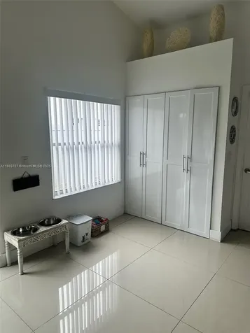 12645 SW 9th Place Davie FL 33325