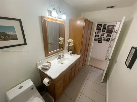 12645 SW 9th Place Davie FL 33325