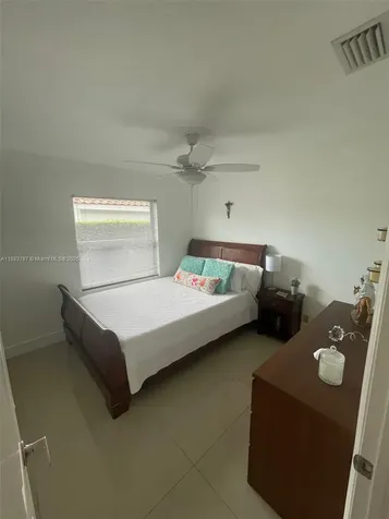 12645 SW 9th Place Davie FL 33325