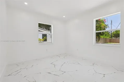 232 SW 22nd Street Fort Lauderdale FL 33315