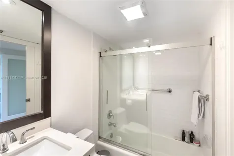 251 Crandon Boulevard Key Biscayne FL 33149