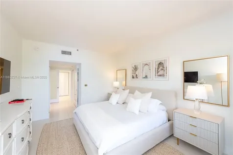 251 Crandon Boulevard Key Biscayne FL 33149
