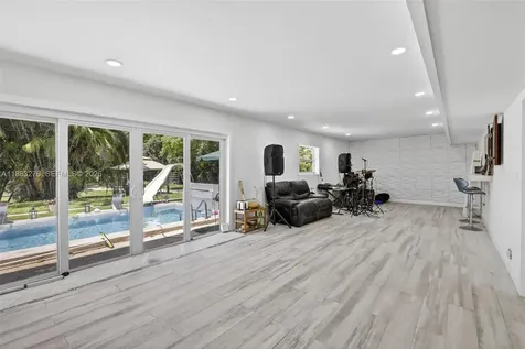 14401 SW 23rd Street Davie FL 33325
