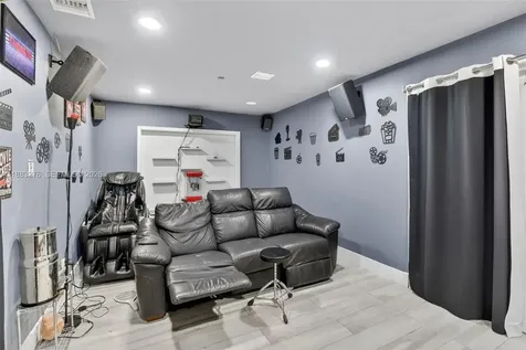 14401 SW 23rd Street Davie FL 33325