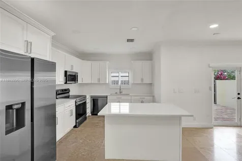 11373 NW 34th Place Sunrise FL 33323
