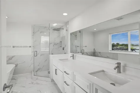 11373 NW 34th Place Sunrise FL 33323