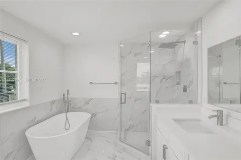 11373 NW 34th Place Sunrise FL 33323