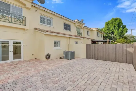 11373 NW 34th Place Sunrise FL 33323