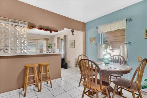 737 SW 8th Avenue Hallandale Beach FL 33009