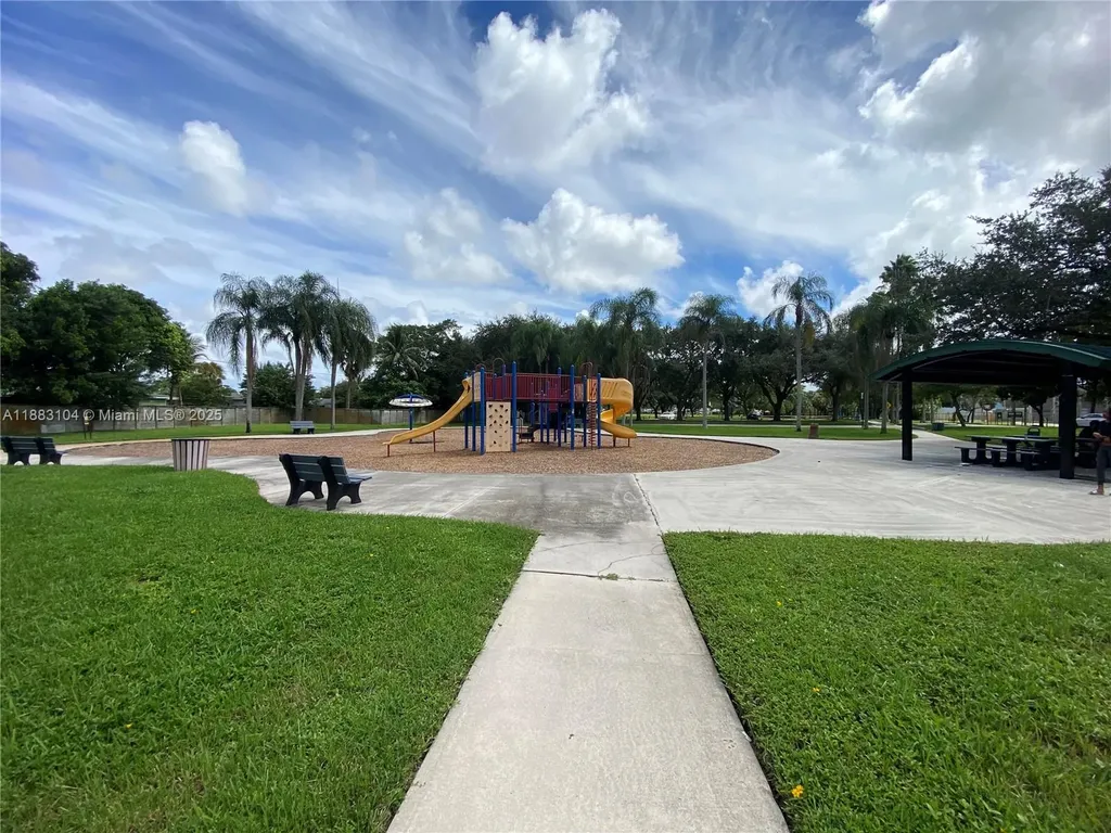 3416 SW 12th Court Fort Lauderdale FL 33312