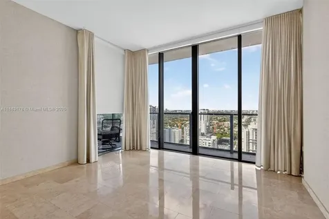88 SW 7th Street Miami FL 33130