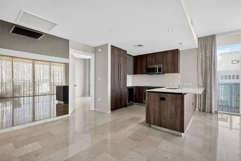 88 SW 7th Street Miami FL 33130