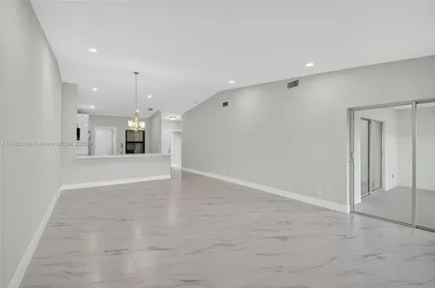 8127 Songbird Terrace Boca Raton FL 33496