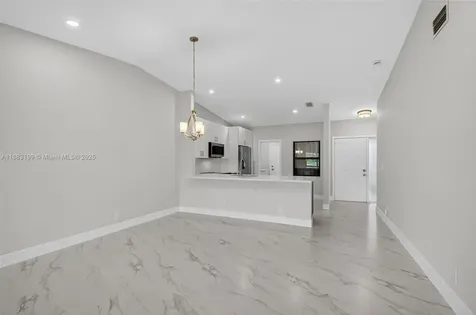 8127 Songbird Terrace Boca Raton FL 33496