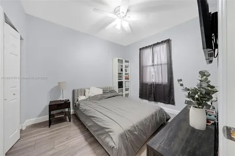 156 SW 185th Way Pembroke Pines FL 33029