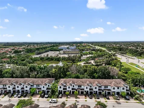 156 SW 185th Way Pembroke Pines FL 33029