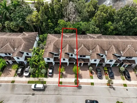 156 SW 185th Way Pembroke Pines FL 33029