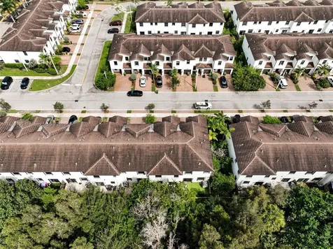 156 SW 185th Way Pembroke Pines FL 33029