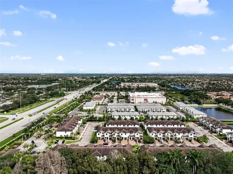 156 SW 185th Way Pembroke Pines FL 33029