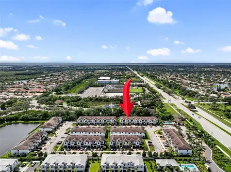 156 SW 185th Way Pembroke Pines FL 33029
