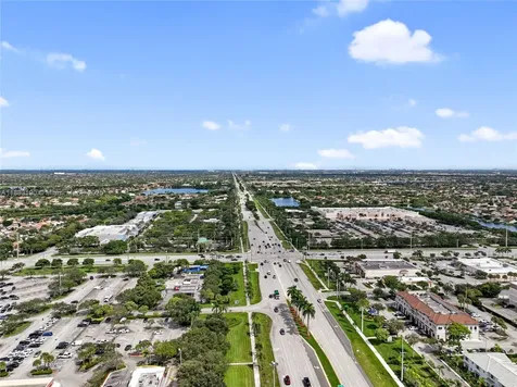 156 SW 185th Way Pembroke Pines FL 33029