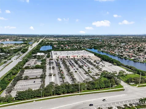 156 SW 185th Way Pembroke Pines FL 33029