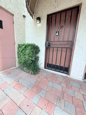300 NW 42nd Avenue Miami FL 33126