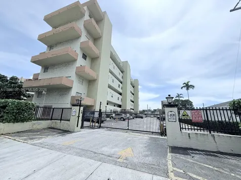 300 NW 42nd Avenue Miami FL 33126