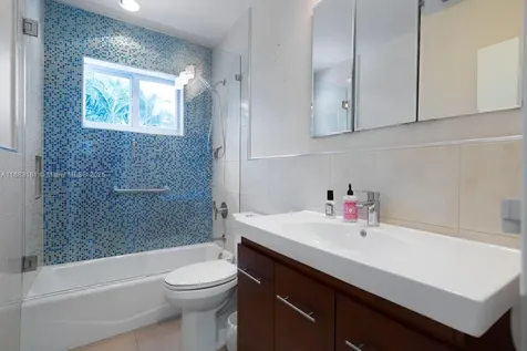 100 NE 123rd Street North Miami FL 33161