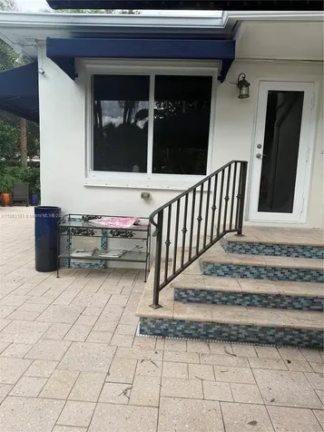 100 NE 123rd Street North Miami FL 33161