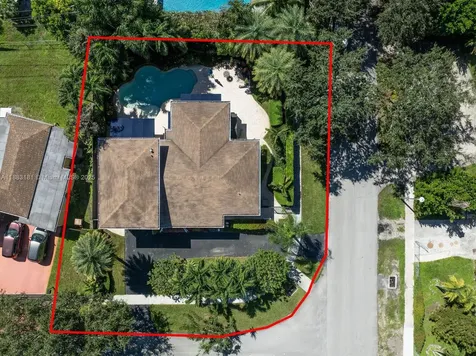 100 NE 123rd Street North Miami FL 33161