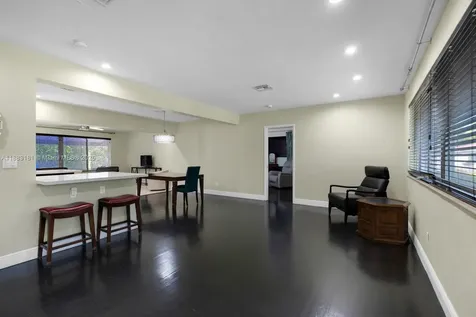 100 NE 123rd Street North Miami FL 33161