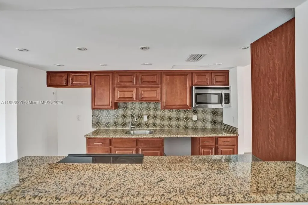 2512 Gulfstream Lane Fort Lauderdale FL 33312