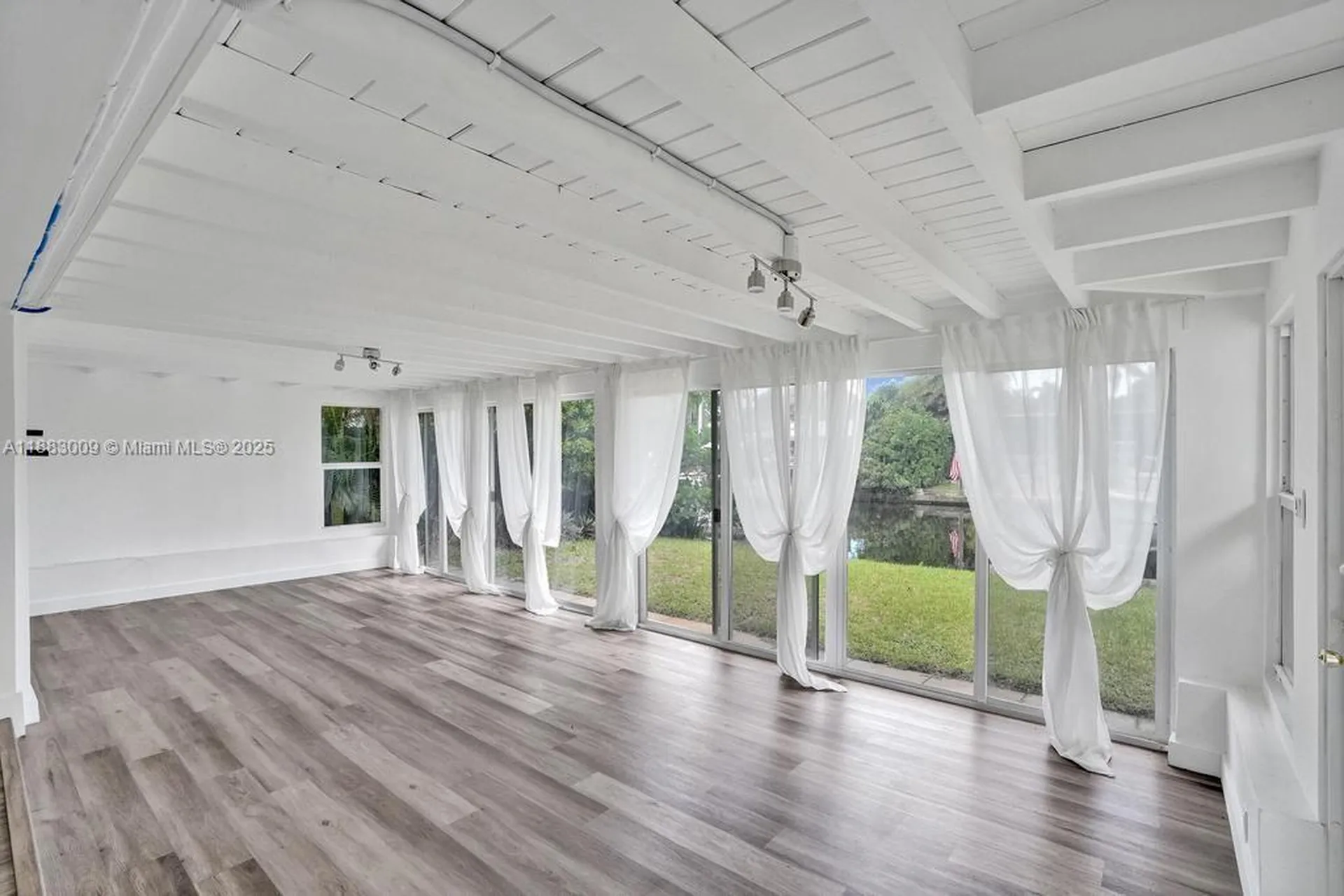 2512 Gulfstream Lane Fort Lauderdale FL 33312