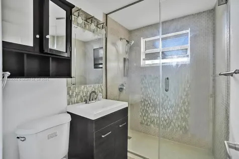 2512 Gulfstream Lane Fort Lauderdale FL 33312