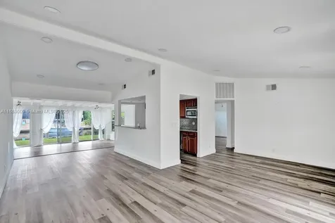 2512 Gulfstream Lane Fort Lauderdale FL 33312