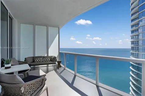 15811 Collins Avenue Sunny Isles Beach FL 33160