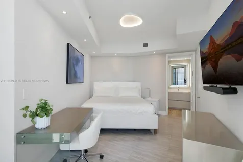 15811 Collins Avenue Sunny Isles Beach FL 33160