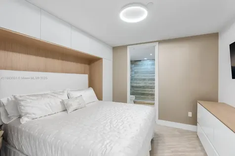 15811 Collins Avenue Sunny Isles Beach FL 33160