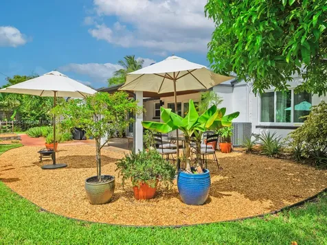 230 Beverly Road West Palm Beach FL 33405