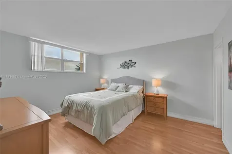 5300 NE 24th Terrace Fort Lauderdale FL 33308