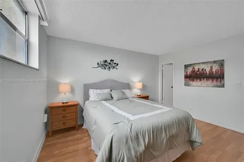5300 NE 24th Terrace Fort Lauderdale FL 33308